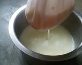 A picture of step 2 of Mango cheese cake.