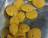 A picture of step 2 of Sattu Powder ki Papadi.