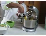 Foto del paso 1 de la receta: Pastel de naranja