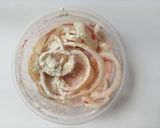 A picture of step 3 of Onion rings.