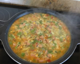 Foto del paso 2 de la receta: Arroz con verduras y salchichas Frankfurt