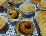 Foto langkah ke 3 dari resep Cinnamon roll with creamcheese frosting.
