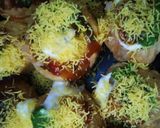 मुंबई स्ट्रीट स्टाइल दही पूरी (mumbai street style dahi Poori recipe in Hindi) रेसिपी चरण 4 फोटो