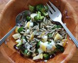 Foto del paso 3 de la receta: Ensalada de brócoli asado con frutas y aderezo de yogurt