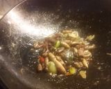 Foto langkah ke 2 dari resep Tumis cumi asin.