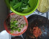 Foto langkah ke 1 dari resep SEBLAK BASAH | SEBLAK KUAH | SEBLAK MIE.