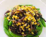Foto langkah ke 3 dari resep Tumis jagung,jamur kuping dan kapri.