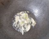 A picture of step 1 of Spinach Soup.