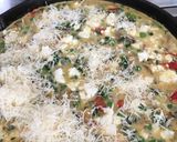 A picture of step 6 of Pea, feta and kale frittata.