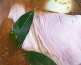 Foto del paso 1 de la receta: Pernil en olla a presión y un golpe dorador