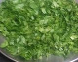 A picture of step 2 of Palak paratha.