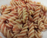 Foto del paso 4 de la receta: Pasta integral con tomate natural (BLW)
