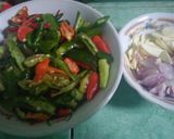 Foto langkah ke 4 dari resep Oseng Cumi kering.