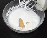 A picture of step 7 of White ice cream.