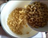 صورة لخطوة 1 من وصفة معكرونة الأفراح 🍝 وسر الخلطة السرية👌من الشيف نفسه👨‍🍳