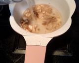 Foto langkah ke 3 dari resep Bubur Kaldu Ayam Kampung (MPASI Bayi 6 bln+).