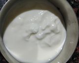 A picture of step 2 of Spring onion dip.