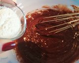Foto del passaggio 2 della ricetta Tortino con cuore fondente con cocco e nocciole