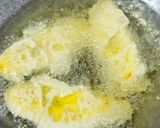 Foto langkah ke 3 dari resep Pisang Tanduk Goreng Wijen.
