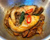 Hình bước làm 3 của món Cá Bớp Kho Tiêu