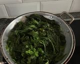 Foto langkah ke 1 dari resep Gulai Daun Singkong.
