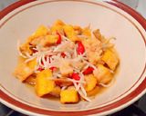 Foto langkah ke 4 dari resep Tumis tahu toge.