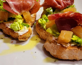 Foto del paso 5 de la receta: Tostas de jamón y más cositas 😋