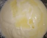 A picture of step 2 of Mix fruit cheese cake.