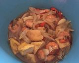 Foto langkah ke 3 dari resep Udang, tahu saus tiram super hot.