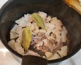 Foto del paso 4 de la receta: Potaje de garbanzos con chipirones y gambas