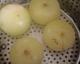 A picture of step 1 of Amla chutney.