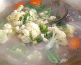 Foto langkah ke 4 dari resep Sayur bening wortel,buncis,kembang kol.