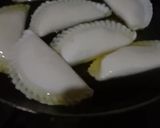 Foto langkah ke 7 dari resep Cireng isi ayam suwir pedas.
