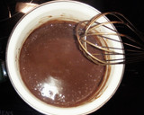 Foto del paso 7 de la receta: Tarta de Tiramisú a los 2 Chocolates con Galletas