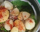 A picture of step 4 of Hara Bhara kabab.