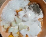 A picture of step 2 of Tangy fruit cream bowl.