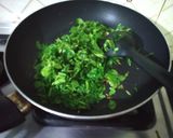 A picture of step 2 of Methi Dal.