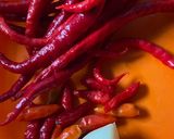 Foto langkah ke 2 dari resep Sambal Mangga Muda.