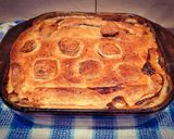A picture of step 8 of Chicken and mushroom pie.