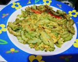 Foto langkah ke 4 dari resep FuKwa JauTan 🍳 | Pare Tumis Telur | Omelette Pare🍳.