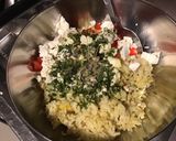 Une image de l'étape 8 de Salade de riz épicé aux tomates, laitue rouge et feta sauce melfor.
