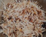 Foto langkah ke 1 dari resep Ayam Suwir Simple.