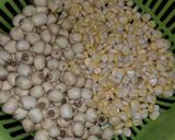 Hình bước làm 4 của món Soup Gà Xé Nấu Rau Củ Cho Bé