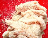 Foto del paso 4 de la receta: Cintas de pollo empanado con tomate especiado