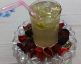A picture of step 3 of Soda lemon.