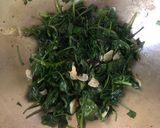 Foto langkah ke 2 dari resep Tumis Bayam Brazil Lemon.