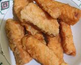Foto langkah ke 5 dari resep Salmon goreng tepung sederhana (untuk anak).