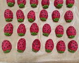 Foto langkah ke 6 dari resep Strawberry pineapple cookies.