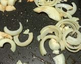 Foto langkah ke 6 dari resep Marlin steak with mushroom sauce.