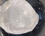 Une image de l'étape 1 de Macarons nuage citronné.